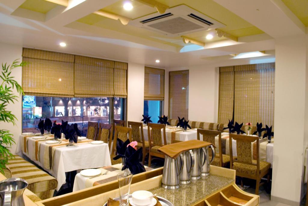 The Deccan Royaale Pune Esterno foto
